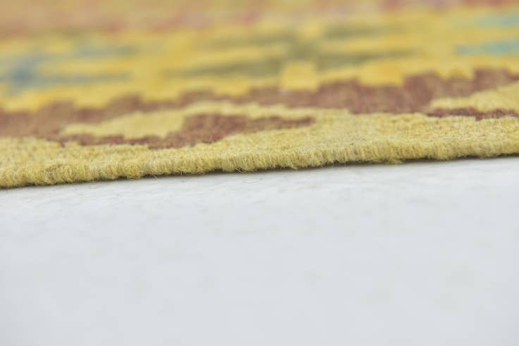 Detail image of 3' 3 x 5' Hand Woven Kilim Maymana Wool Rug