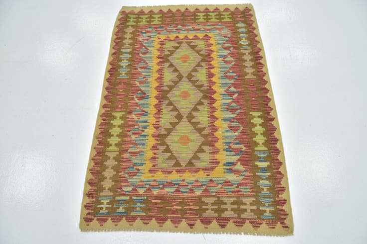 Detail image of 3' 2 x 4' 7 Hand Woven Kilim Maymana Wool Rug