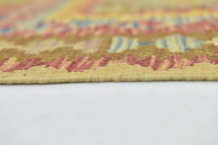 Detail image of 3' 2 x 4' 7 Hand Woven Kilim Maymana Wool Rug