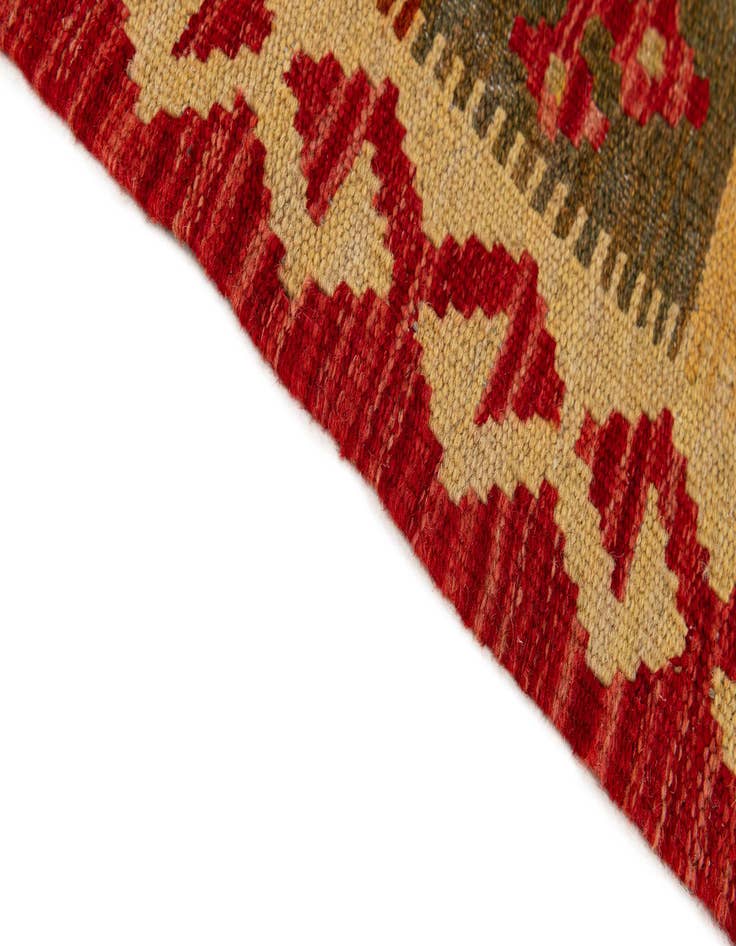 Detail image of 5' 4 x 6' 10  Hand Woven Kilim Maymana Wool Rug
