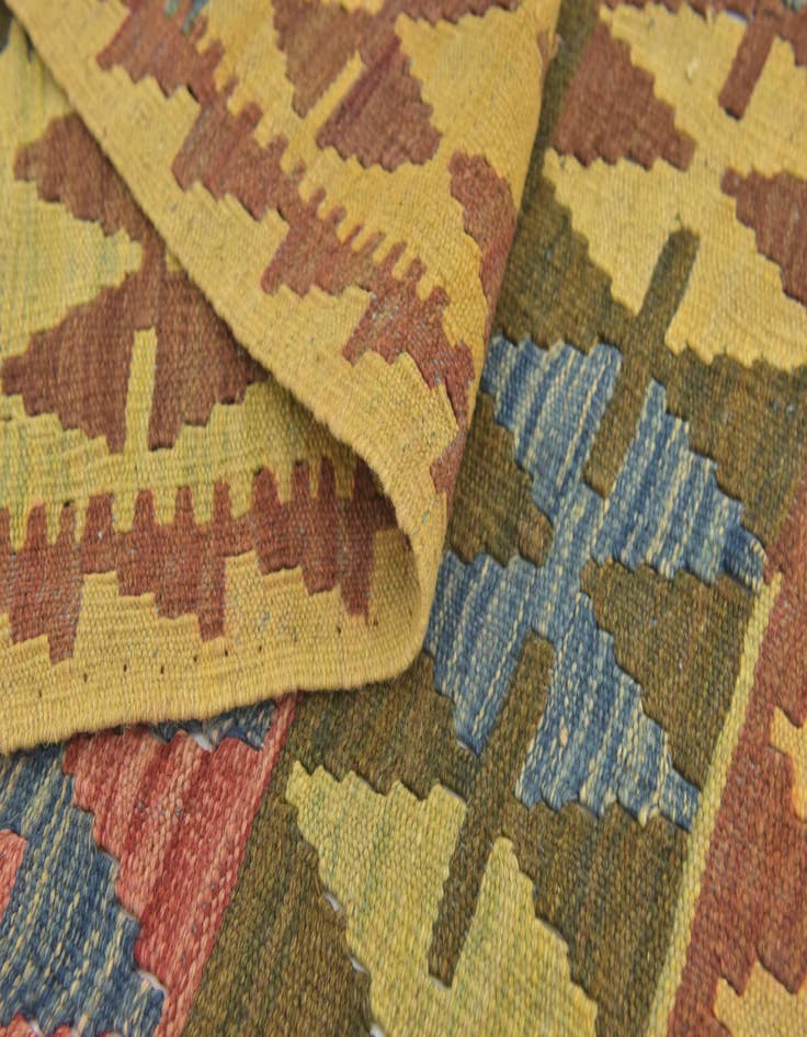Detail image of 3' 4 x 4' 4  Hand Woven Kilim Maymana Wool Rug