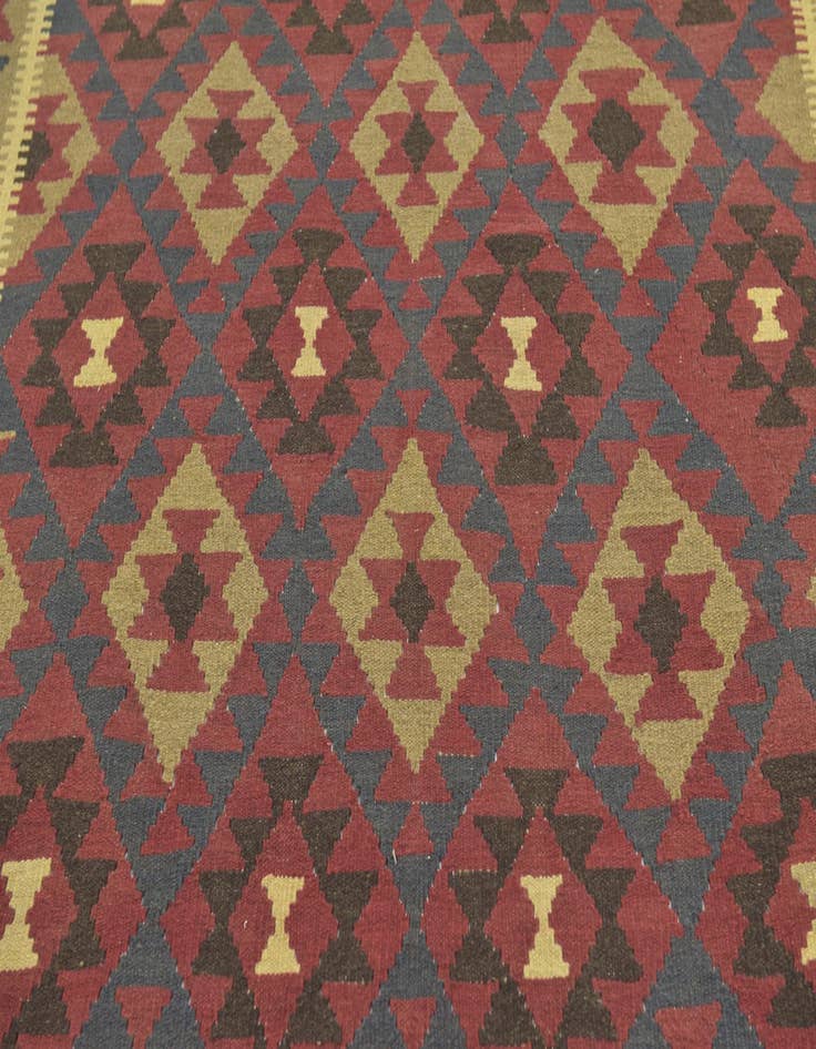 Detail image of 5' 4 x 8'  Hand Woven Kilim Maymana Wool Rug