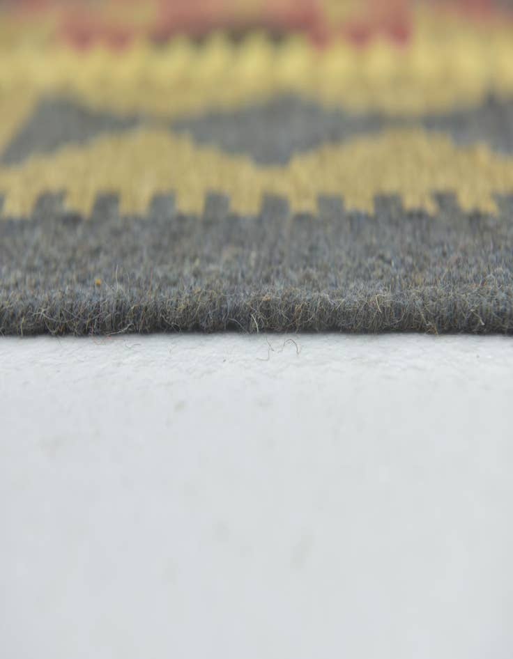 Detail image of 5' 4 x 8'  Hand Woven Kilim Maymana Wool Rug