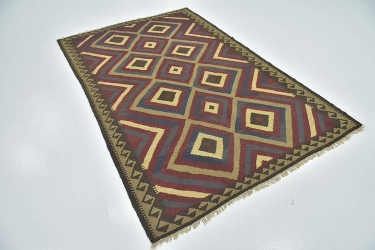Detail image of 5' 2 x 8' 2 Hand Woven Kilim Maymana Wool Rug