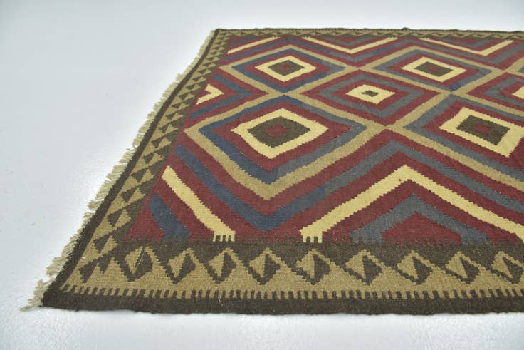 Detail image of 5' 2 x 8' 2 Hand Woven Kilim Maymana Wool Rug