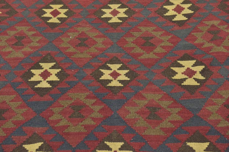 Detail image of 5' 8 x 8' 2 Hand Woven Kilim Maymana Wool Rug