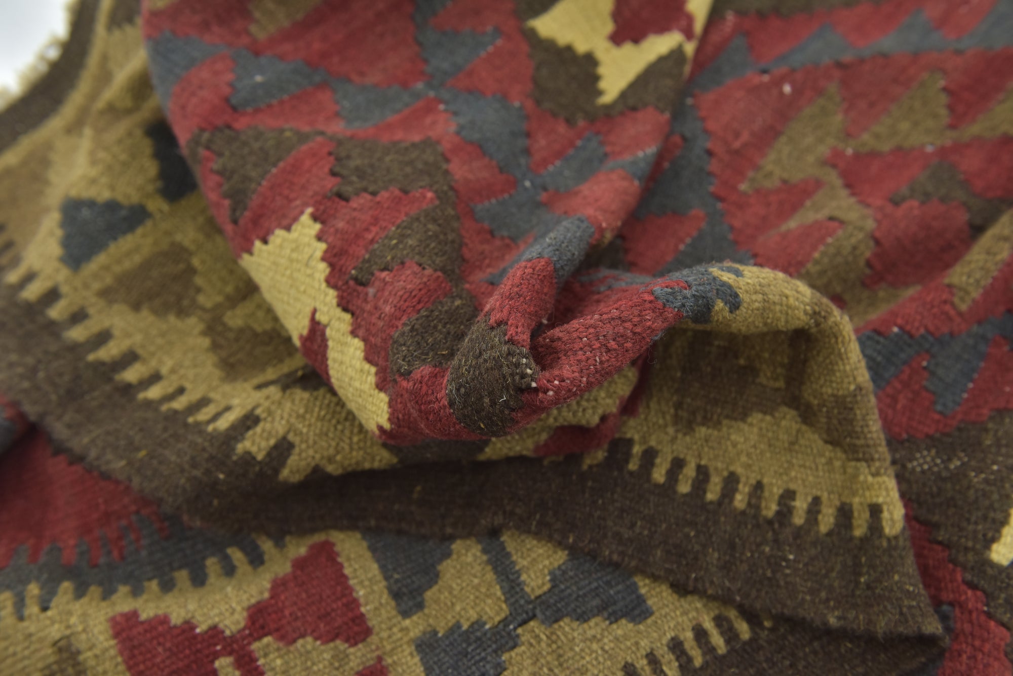 5' 8 x 8' 2 Hand Woven Kilim Maymana Wool Rug