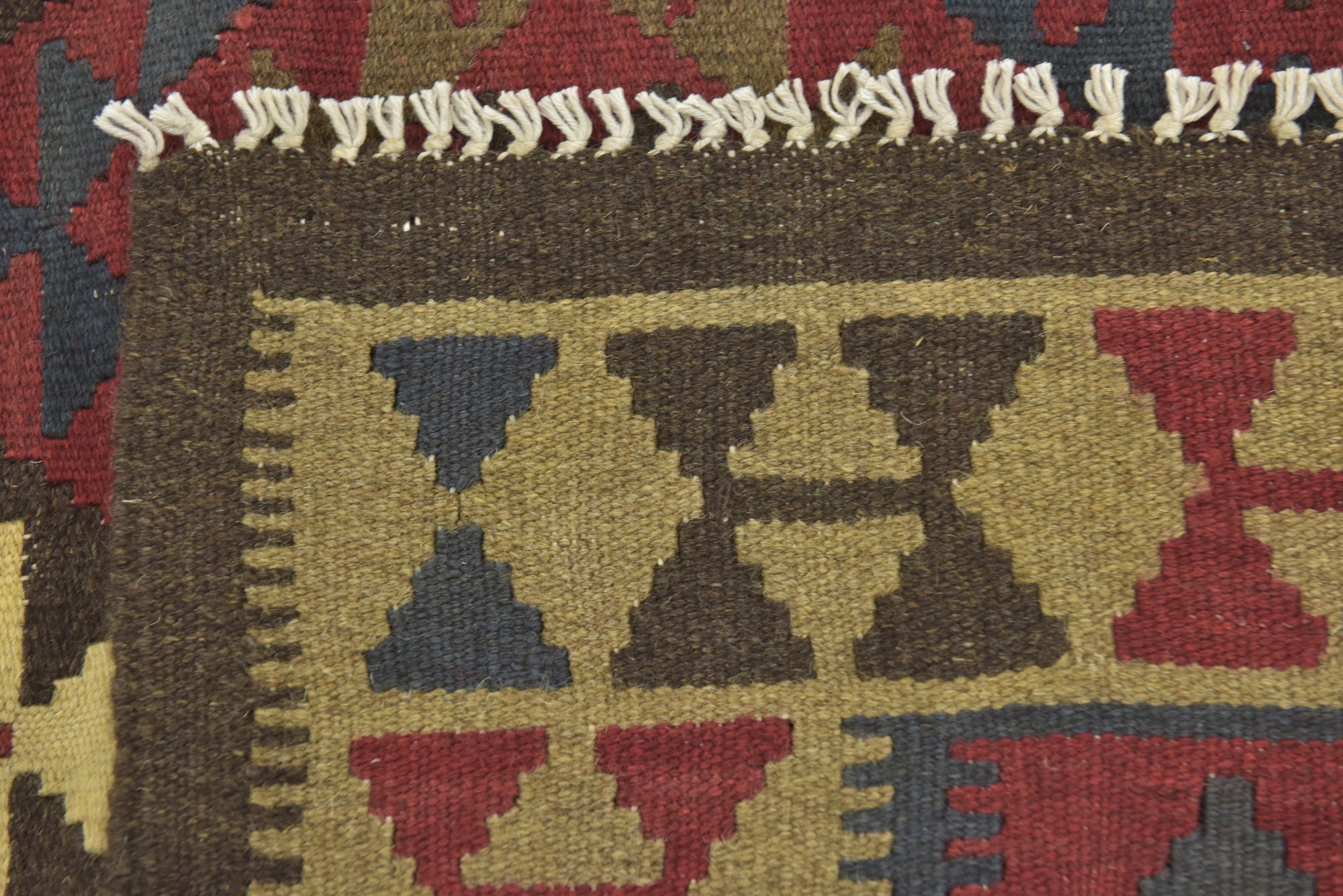 5' 8 x 8' 2 Hand Woven Kilim Maymana Wool Rug
