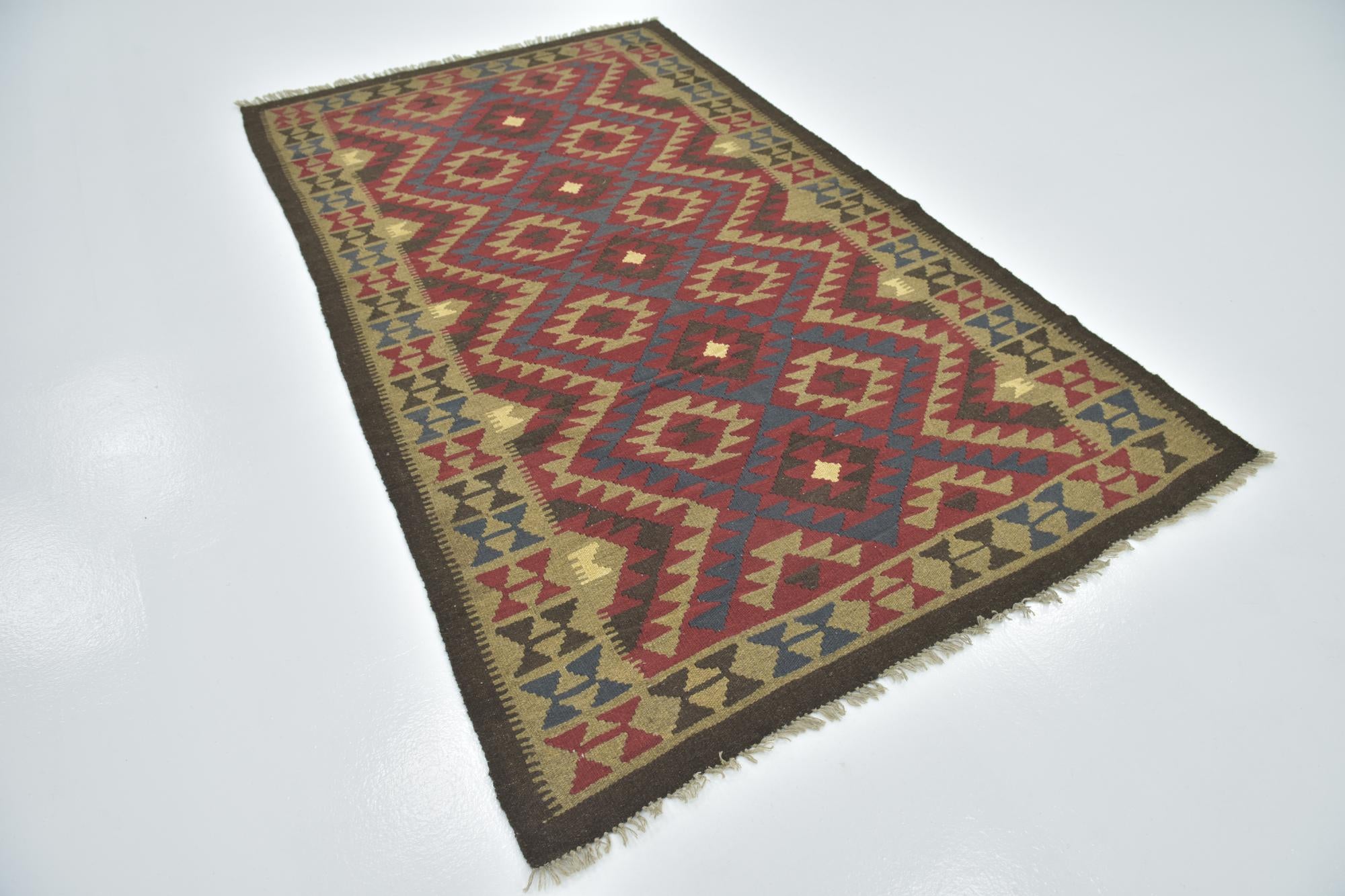 4' 9 x 8' 2 Hand Woven Kilim Maymana Wool Rug