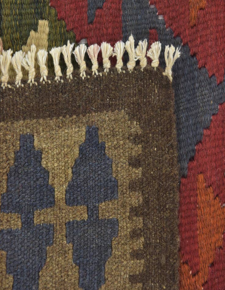 Detail image of 3' 6 x 6' 8  Hand Woven Kilim Maymana Wool Rug