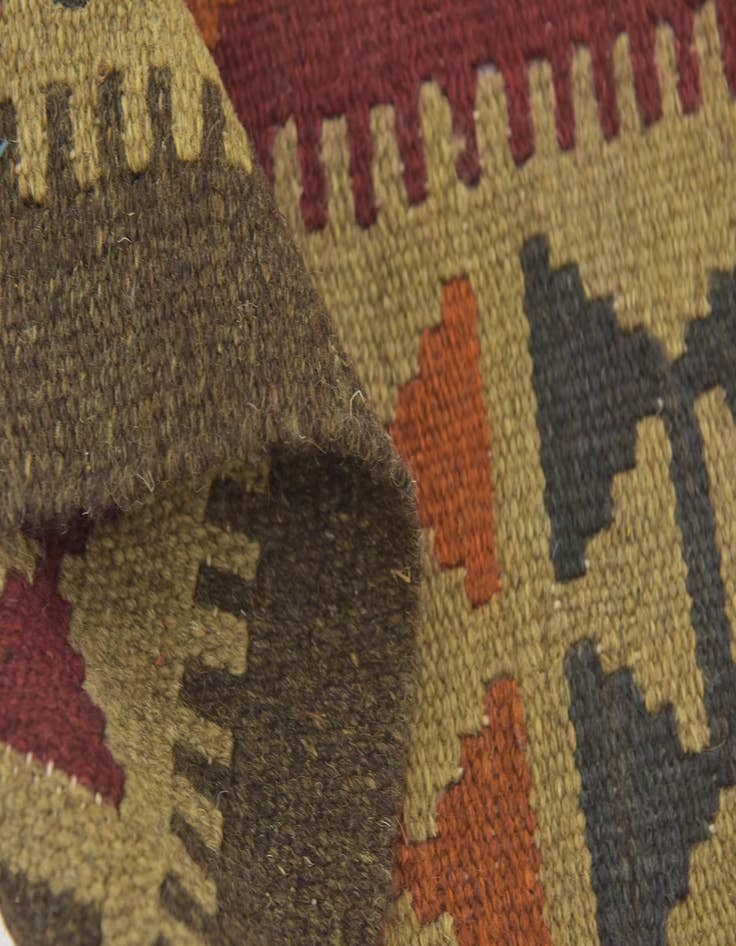 Detail image of 3' 5 x 5' 2  Hand Woven Kilim Maymana Wool Rug
