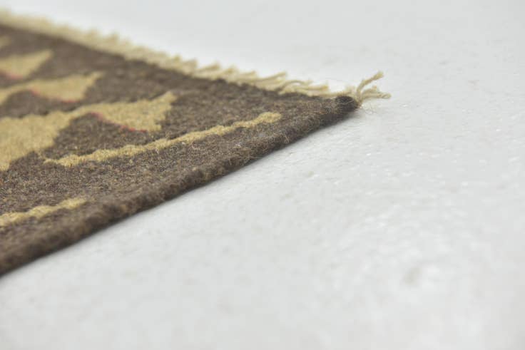 Detail image of 3' 3 x 5' Hand Woven Kilim Maymana Wool Rug