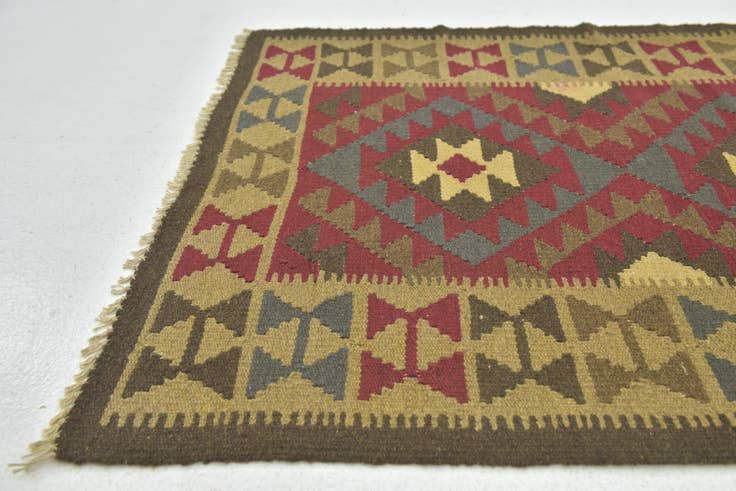 Detail image of 3' 4 x 4' 10 Hand Woven Kilim Maymana Wool Rug