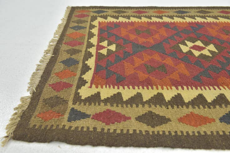 Detail image of 3' 5 x 4' 10 Hand Woven Kilim Maymana Wool Rug