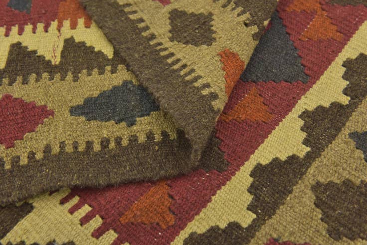Detail image of 3' 5 x 4' 10 Hand Woven Kilim Maymana Wool Rug