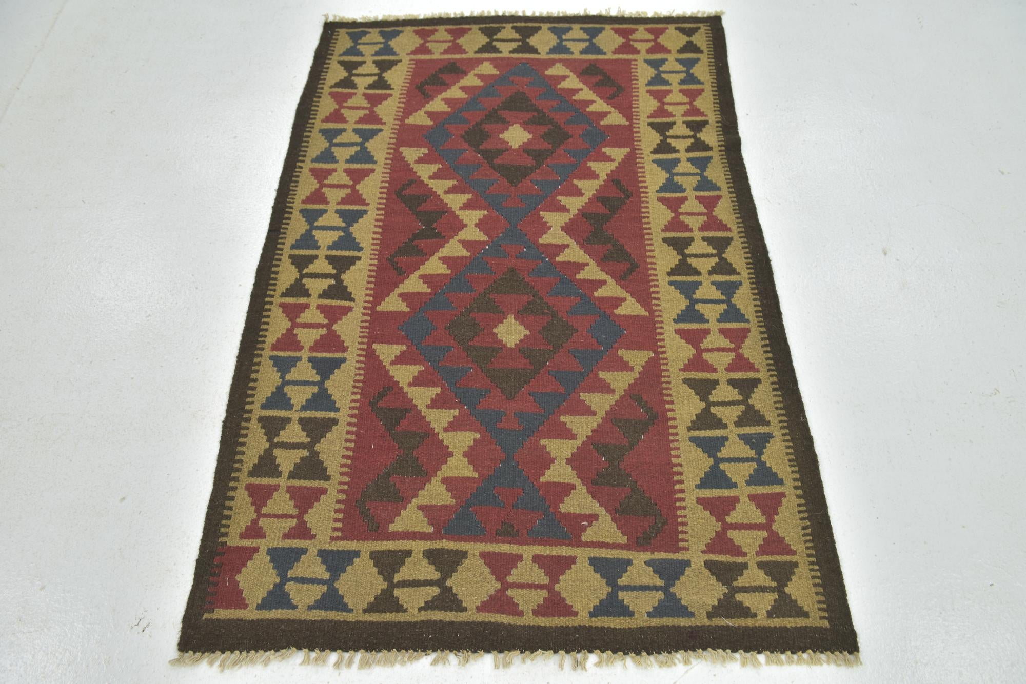 3' 4 x 5' Hand Woven Kilim Maymana Wool Rug