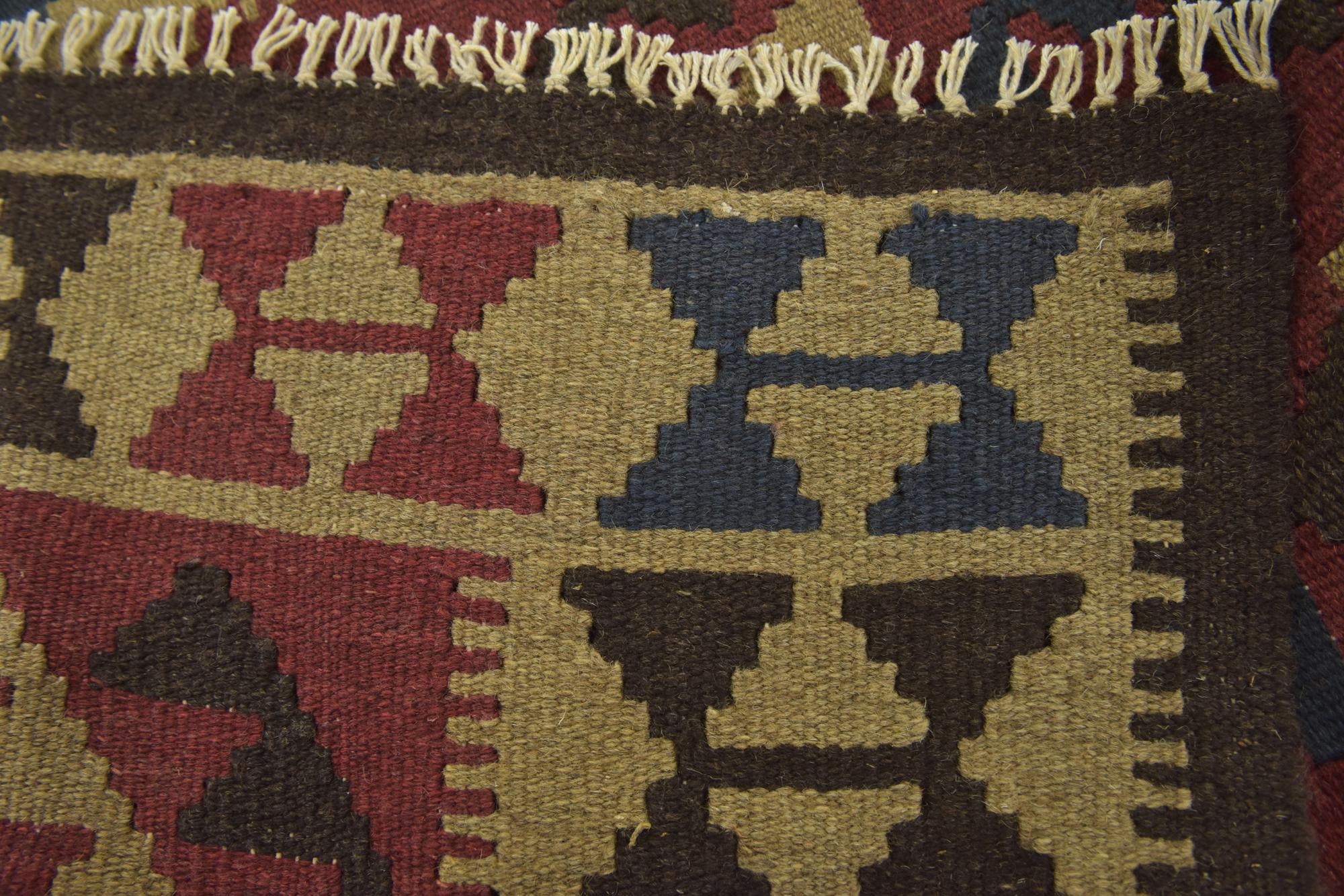 3' 4 x 5' Hand Woven Kilim Maymana Wool Rug