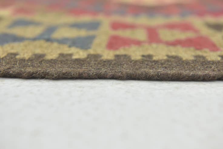 Detail image of 3' 2 x 4' 8 Hand Woven Kilim Maymana Wool Rug
