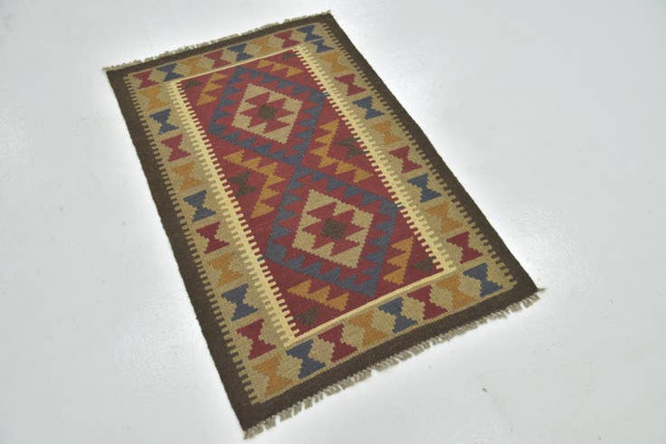 Detail image of 2' 8 x 4' 2 Hand Woven Kilim Maymana Wool Rug
