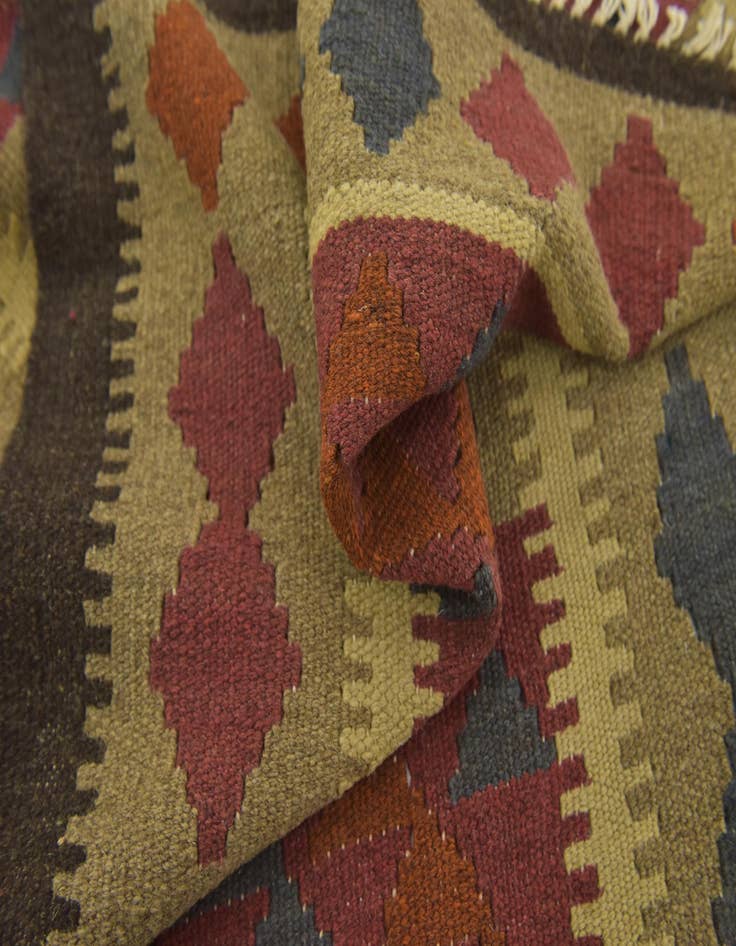 Detail image of 3' 2 x 4' 8  Hand Woven Kilim Maymana Wool Rug