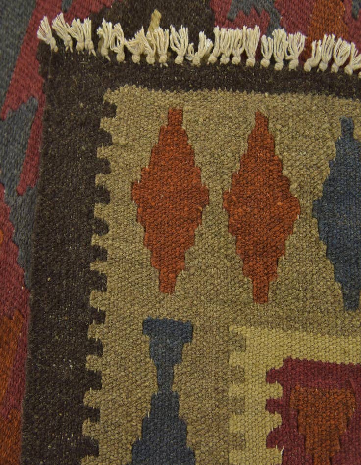 Detail image of 3' 2 x 4' 8  Hand Woven Kilim Maymana Wool Rug