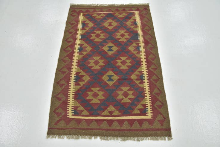 Detail image of 2' 9 x 4' 3 Hand Woven Kilim Maymana Wool Rug