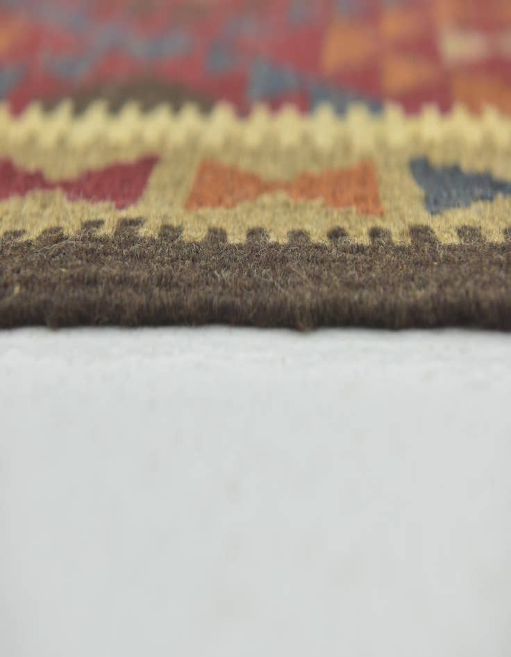Detail image of 2' 9 x 4' 5  Hand Woven Kilim Maymana Wool Rug