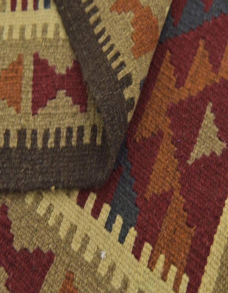 Detail image of 2' 9 x 4' 5  Hand Woven Kilim Maymana Wool Rug