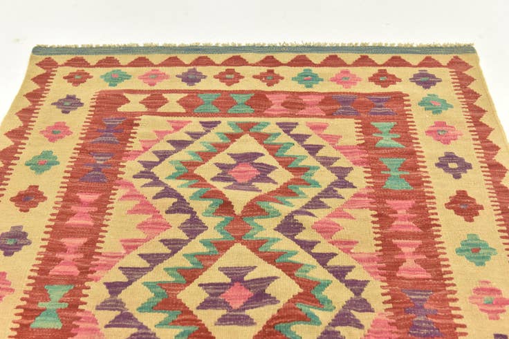 Detail image of 3' 4 x 4' 10 Hand Woven Kilim Maymana Wool Rug