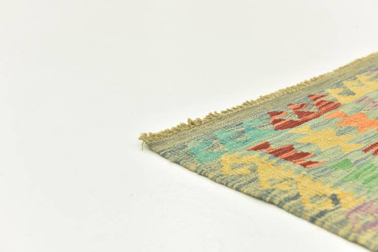 Detail image of 3' 6 x 5' 1 Hand Woven Kilim Maymana Wool Rug