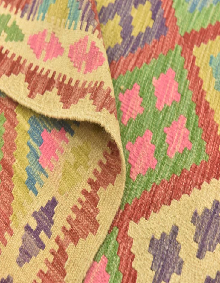 Detail image of 3' 6 x 5' 2  Hand Woven Kilim Maymana Wool Rug