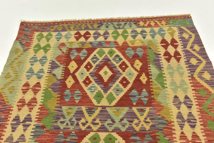 Detail image of 3' 5 x 5' Hand Woven Kilim Maymana Wool Rug