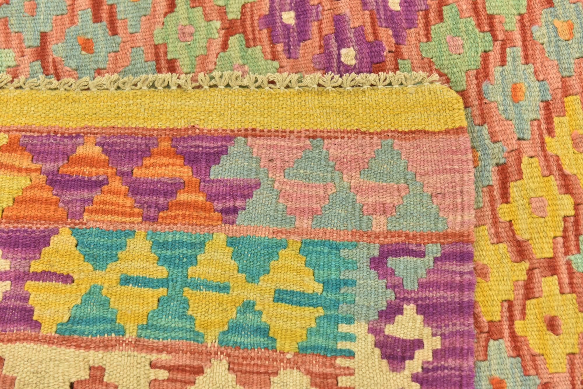 4' 9 x 6' 3 Hand Woven Kilim Maymana Wool Rug