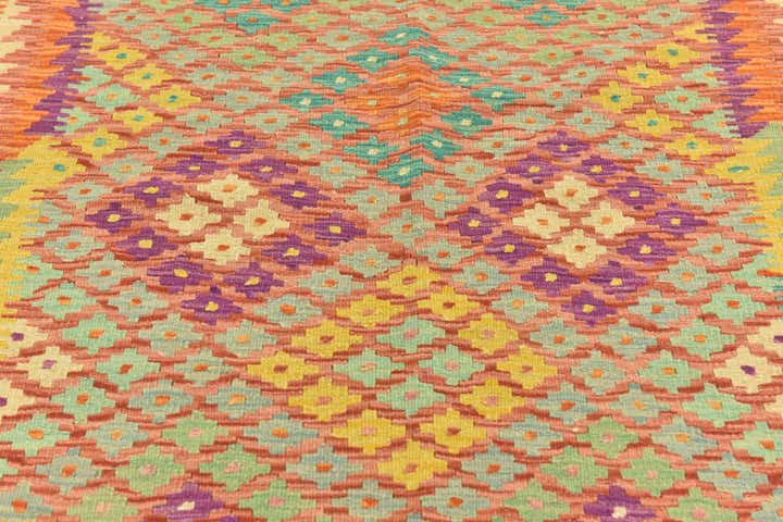 4' 9 x 6' 3 Hand Woven Kilim Maymana Wool Rug