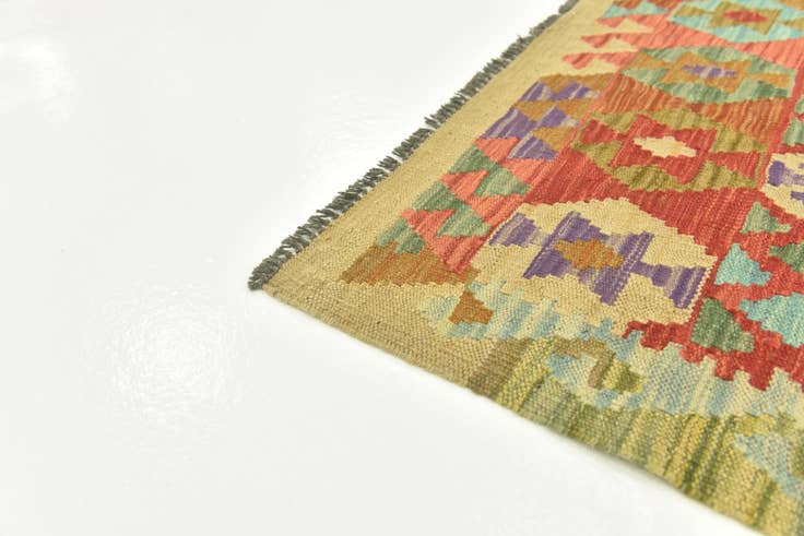 Detail image of 3' 5 x 5' 1 Hand Woven Kilim Maymana Wool Rug