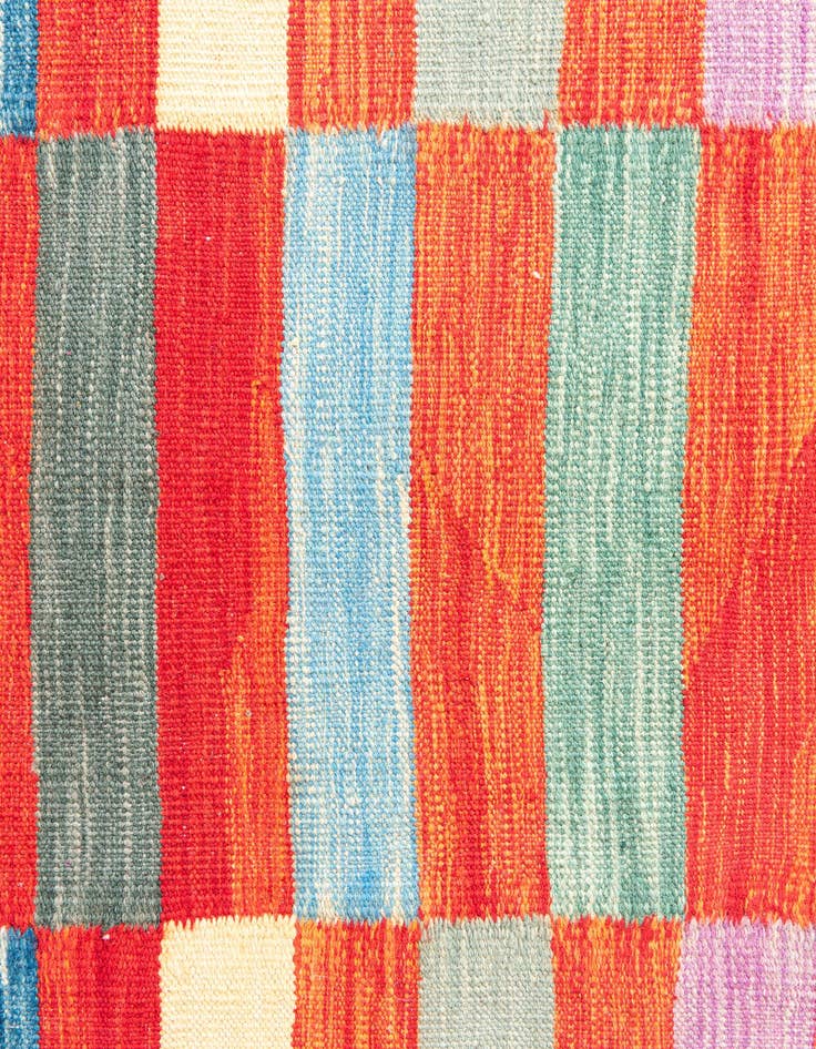 Detail image of 4' 2 x 5' 10 Hand Woven Kilim Maymana Wool Rug