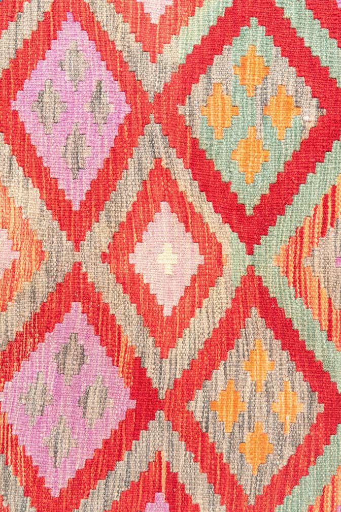 115cm x 180cm Hand Woven Kilim Maymana Wool Rug