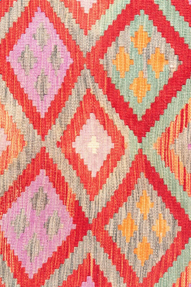Detail image of 115cm x 180cm Hand Woven Kilim Maymana Wool Rug