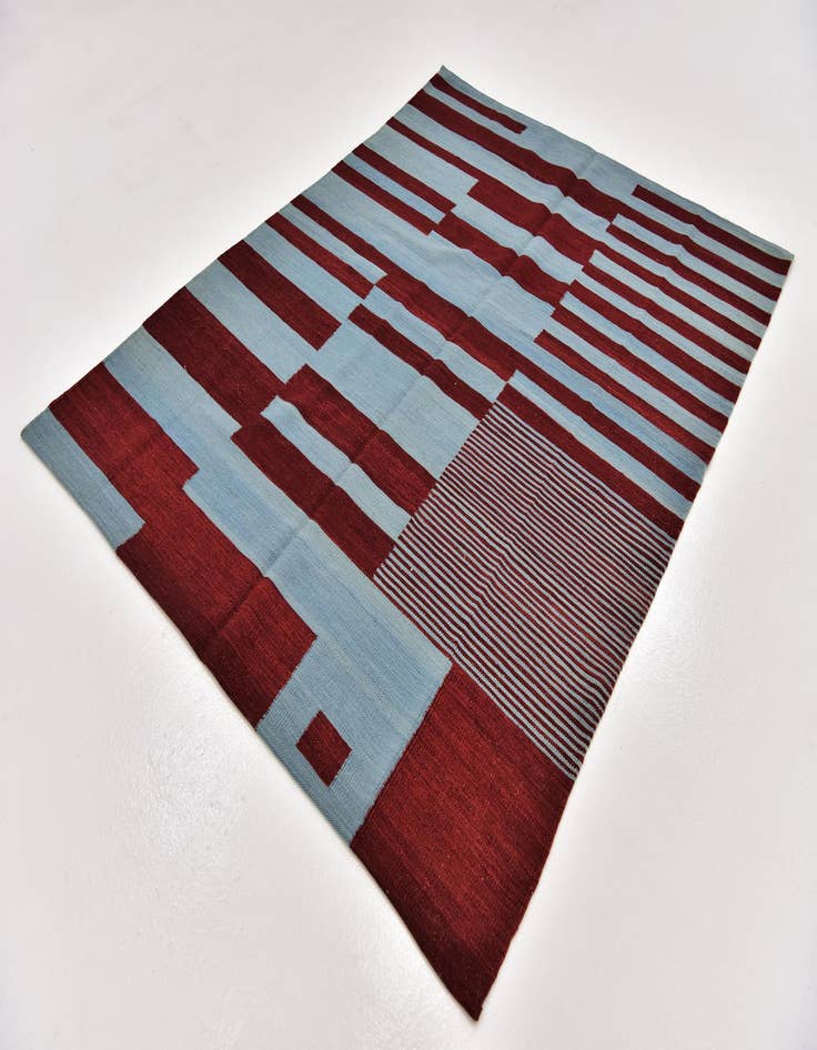 Detail image of 5' x 6' 7 Hand Woven Kilim Modern Wool Rug