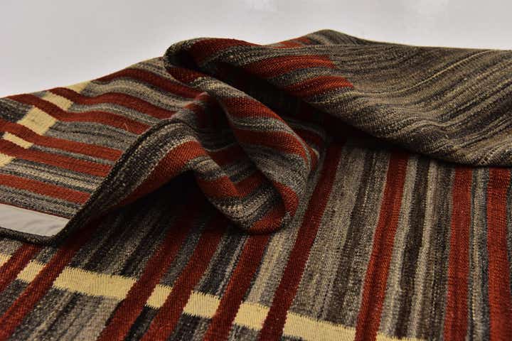 5' 10 x 7' 10 Hand Woven Kilim Modern Wool Rug