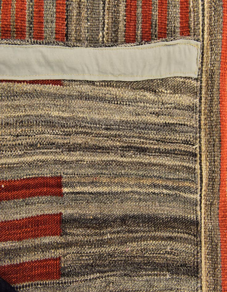 Detail image of 5' 4 x 8'  Hand Woven Kilim Modern Wool Rug