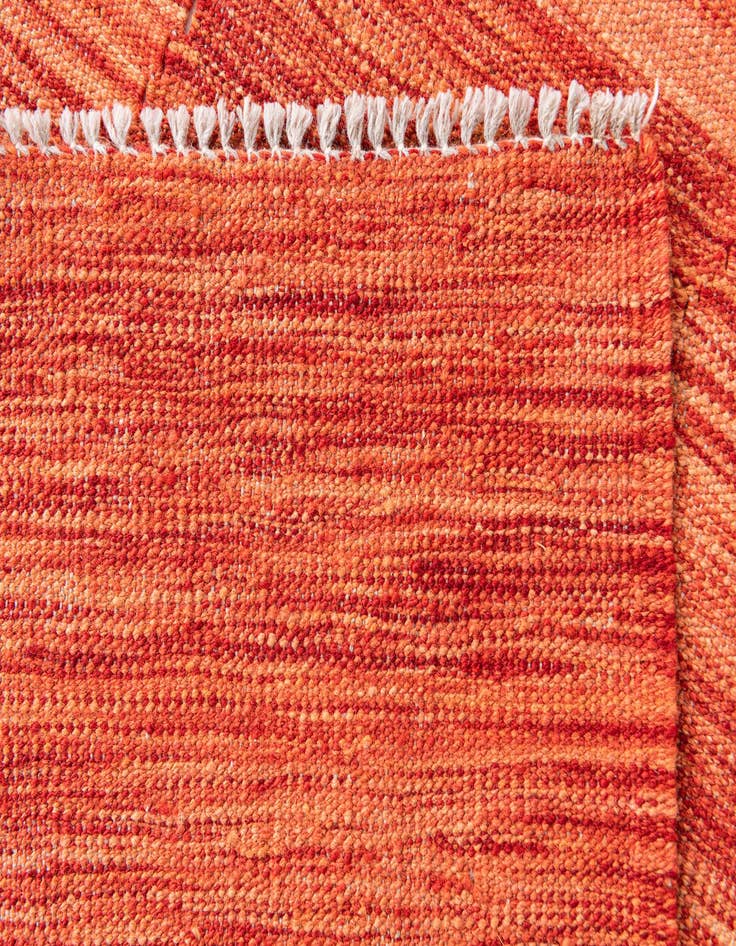 Detail image of 6' 10 x 9' 8  Hand Woven Kilim Modern Wool Rug