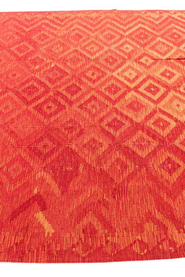 Detail image of 6' 6 x 8' 1 Hand Woven Kilim Modern Wool Rug