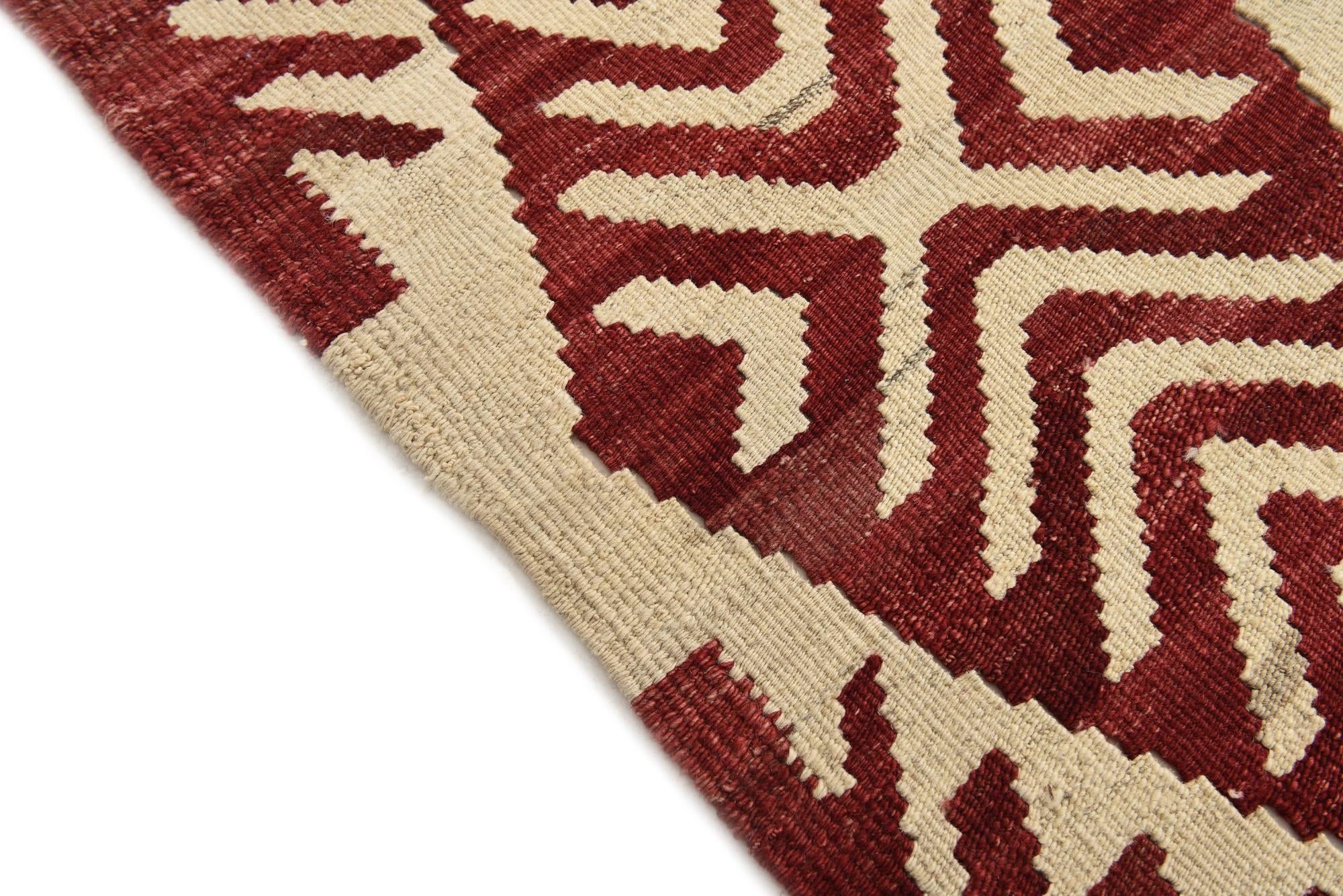 4' 9 x 5' 6 Hand Woven Kilim Modern Wool Rug