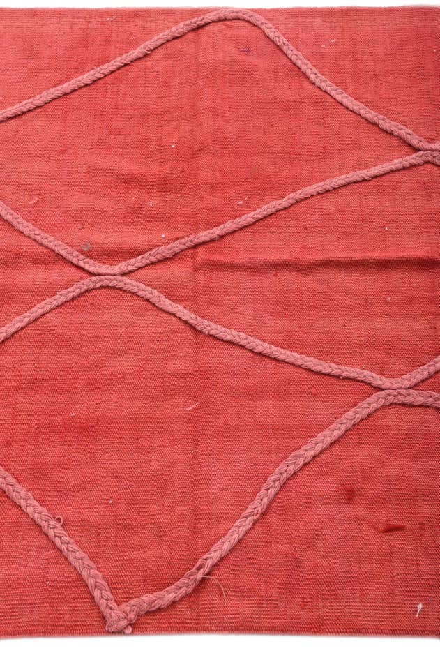 Detail image of 3' 3 x 4' 8 Hand Woven Kilim Modern Wool Rug