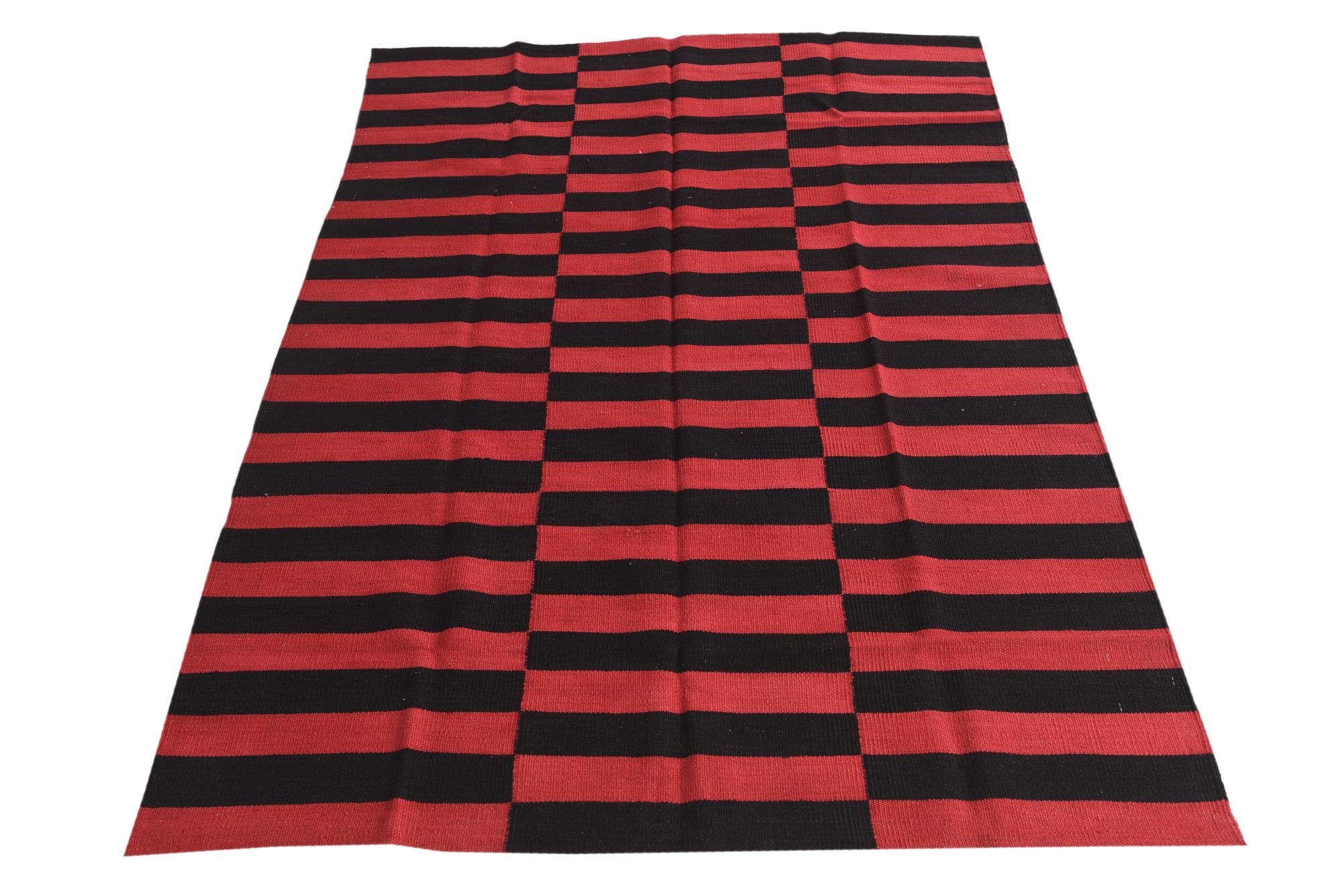 4' 3 x 6' Hand Woven Kilim Modern Wool Rug