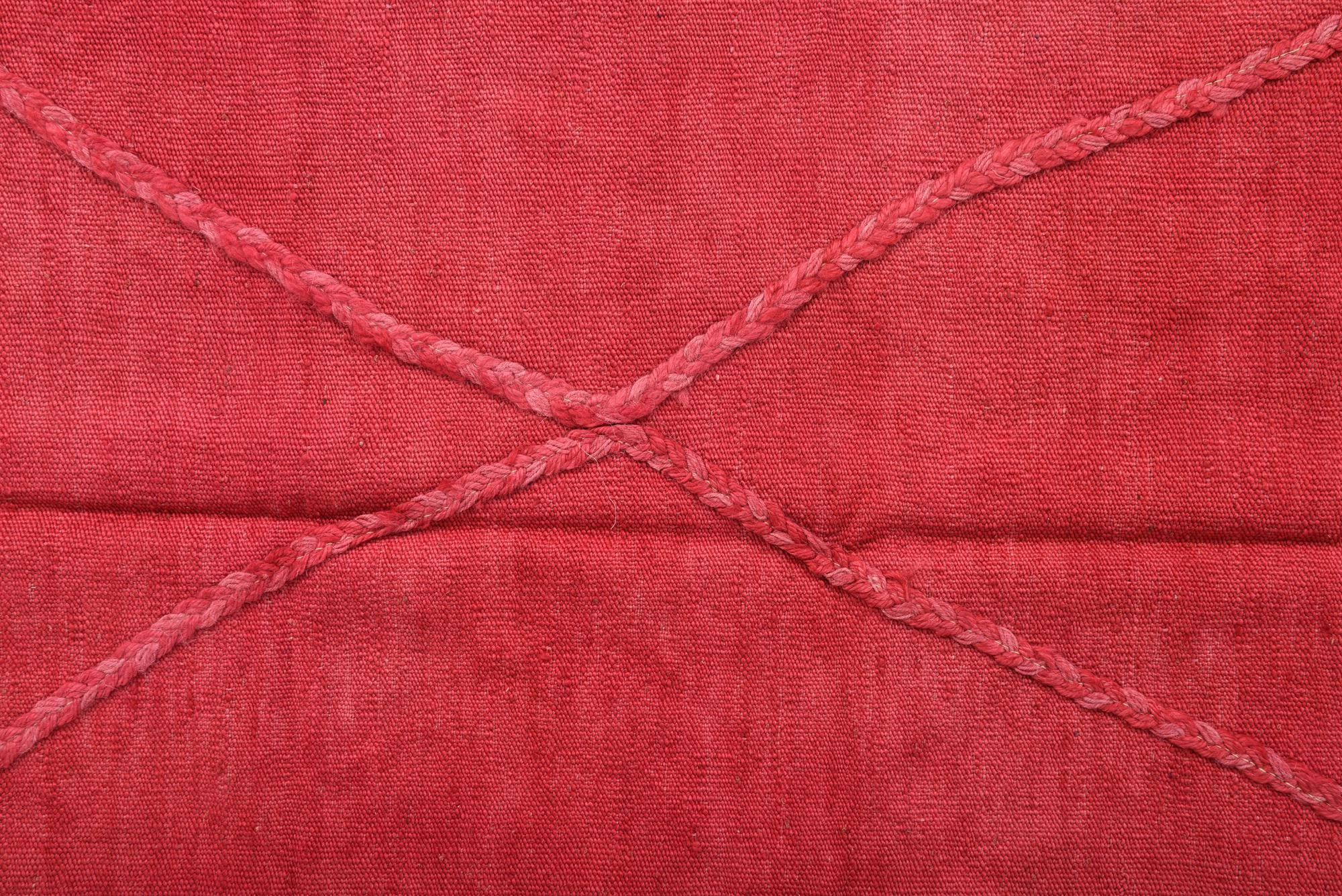4' 2 x 6' Hand Woven Kilim Modern Wool Rug