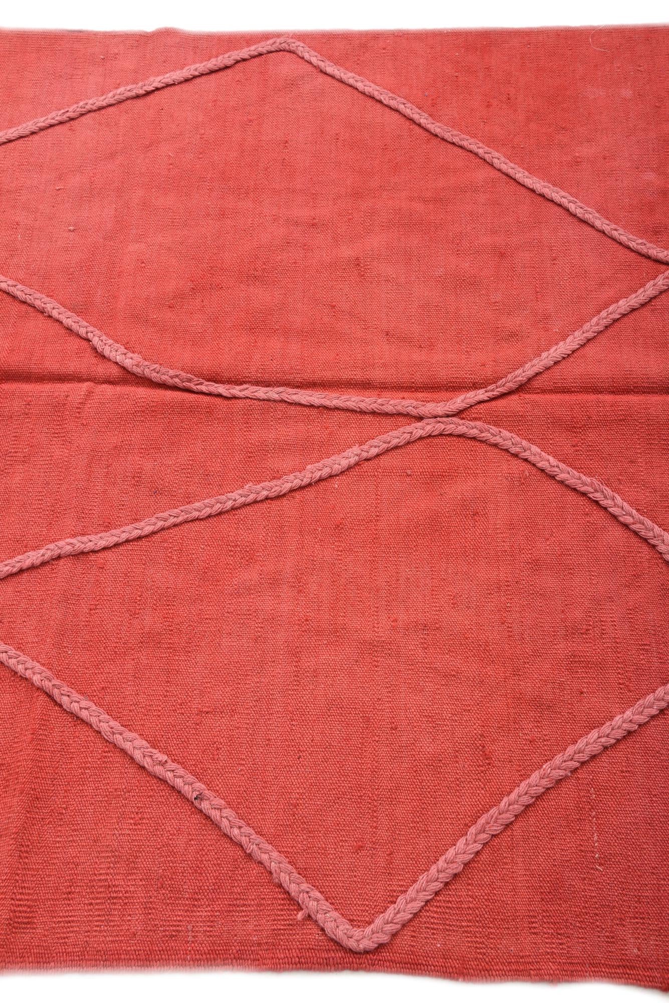 4' x 6' 2 Hand Woven Kilim Modern Wool Rug