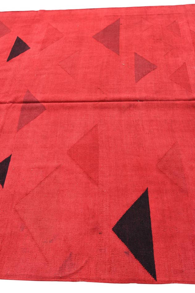 Detail image of 6' 10 x 9' 7 Hand Woven Kilim Modern Wool Rug