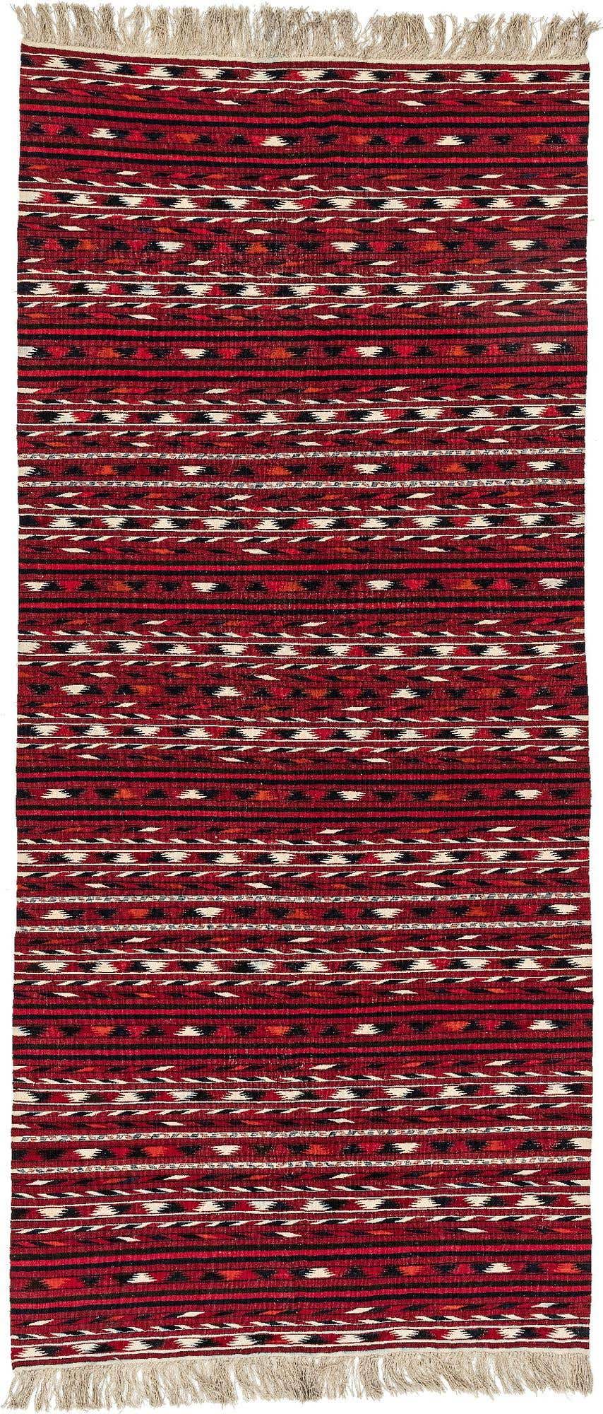 4' x 9' 10 Kilim Rug